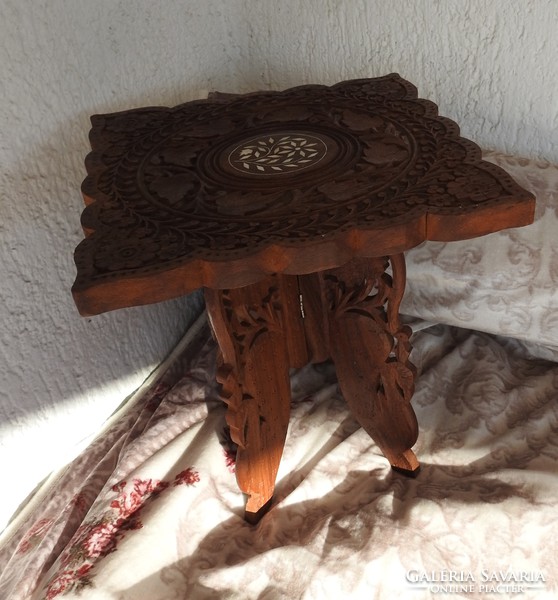 Indian hand carved bone table - flowerpot