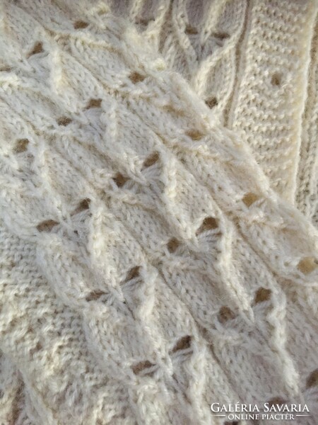 Hand-knitted lace-patterned German wool women's cardigan with metal buttons, casual wear