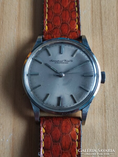 Iwc, Schaffhausen vintage wristwatch