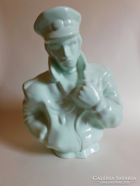 Vintage pale green ceramic pilot bust 27 cm