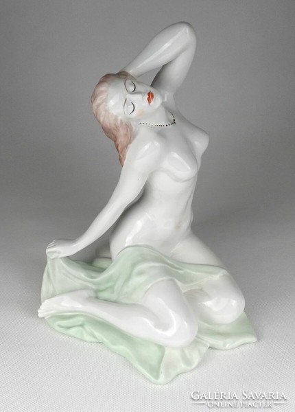 1L619 old rare aquincum porcelain seated female nude statue 24 cm