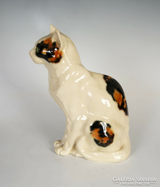 Wiener kunstkeramische werkstätten - cat figure (cat lamp)