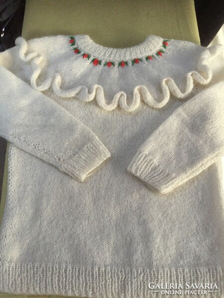 Gyönyörű téli pulcsik a kínálatomban!Alkalmi,puha meleg, kézzel kötött osztrák gyapjú lányka pulóver