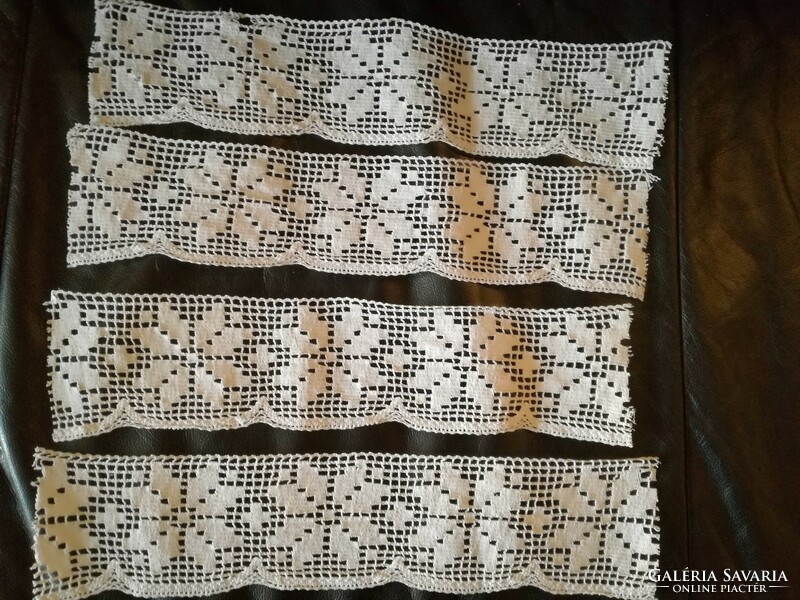 4 hand-crocheted shelf hooks
