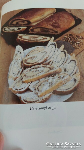 László Szákál old holidays in the kitchen, dir. Ilona Szepessy French cuisine - cookbook
