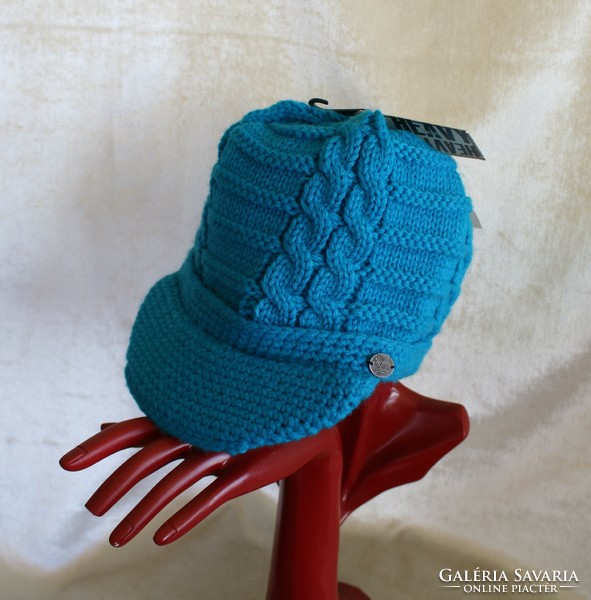 Women's heavy tools silt hat in turquoise color