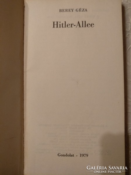 Berey Géza: Hitler-Allee, ajánljon!