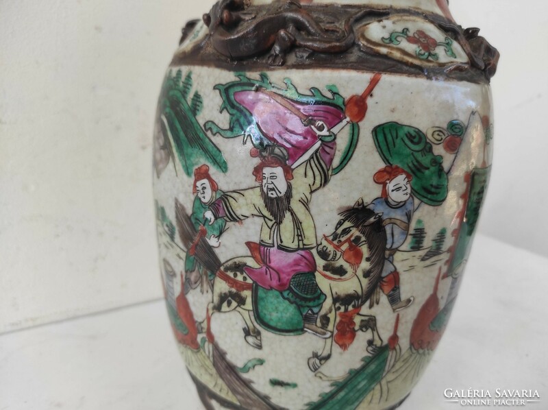 Antique Chinese porcelain large painted battle battle scene multi-person vase broken 717 6912