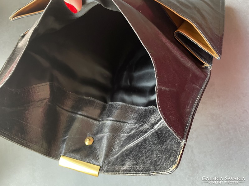 Vajpuha valódi bőr elegáns fekete boríték táska szép csattal