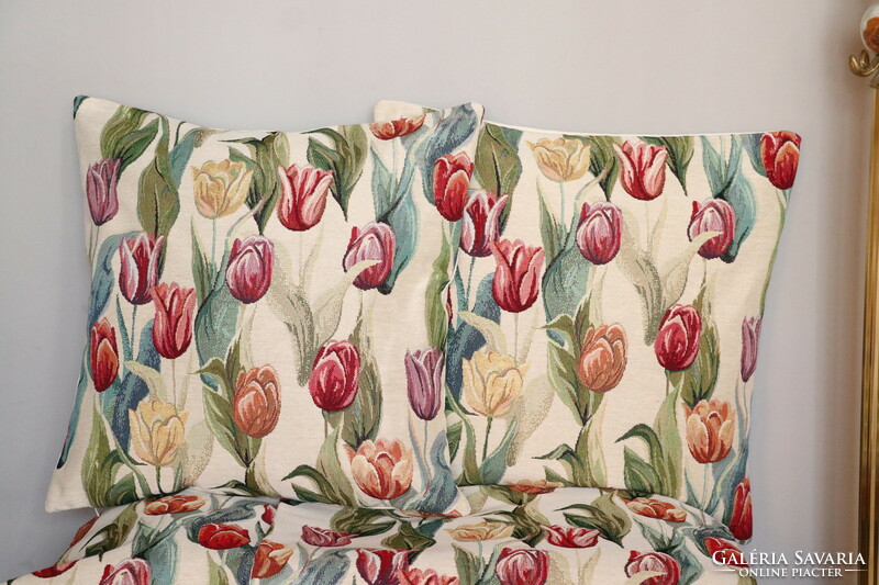 Tulip machine tapestry pillowcase