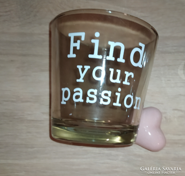 Candle holder with a motivational message