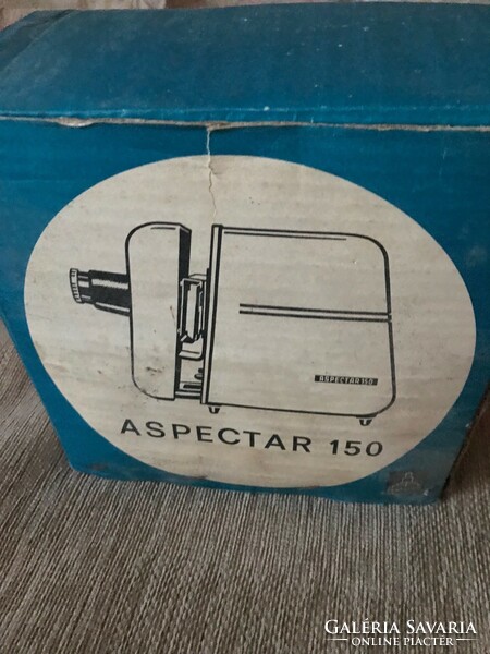 Aspectar 150 diavetítő.Működőképes készülék,saját eredeti dobozában. Még sohasem volt használva.