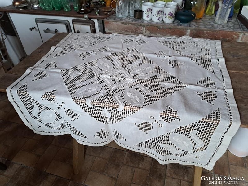 Beautiful tablecloth, 90*90 cm. Cloth