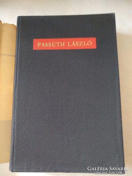 László Passuth: born in purple, recommend!