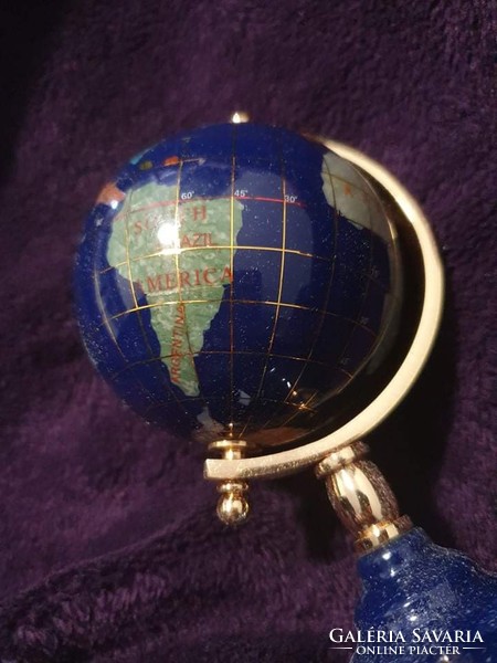 A curiosity! Beautiful mineral and semi-precious stone globe!!! Unique piece