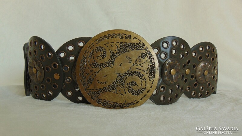 Retro studded belt with copper buckle