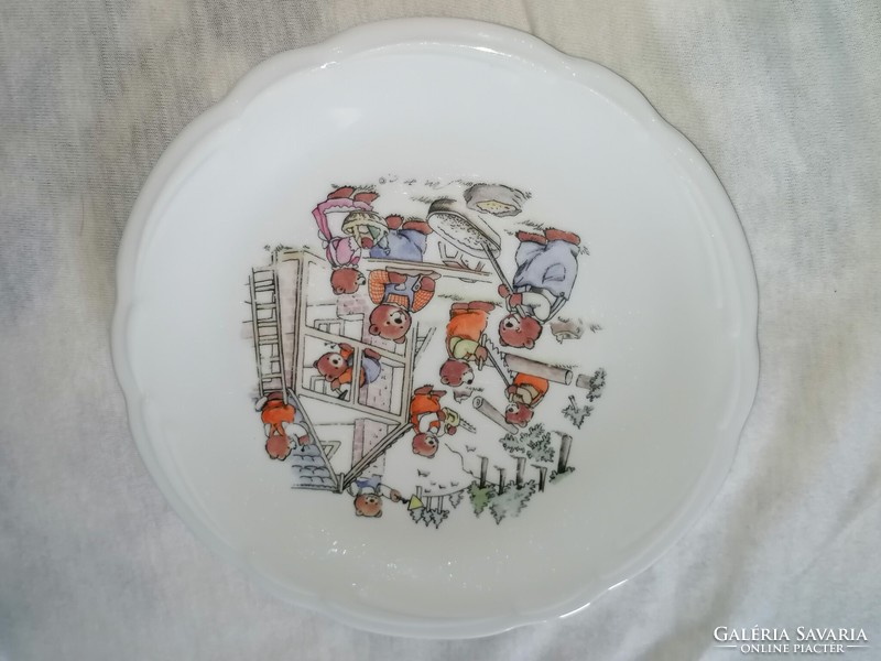 Rare story plate, construction teddy bears