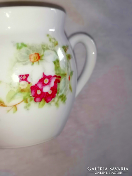 Vintage floral potty cup