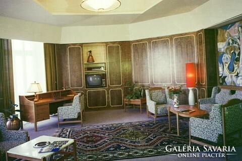 Wallendorf retro luxury porcelain floor lamp from the Gellért hotel
