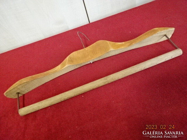 Antique suit wooden hanger, length 42 cm. Jokai.