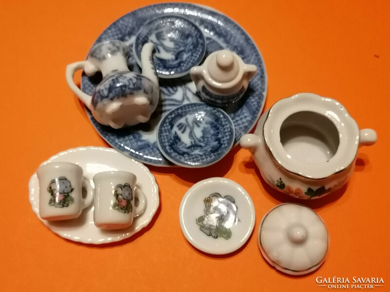 Baby porcelain for a dollhouse 82.