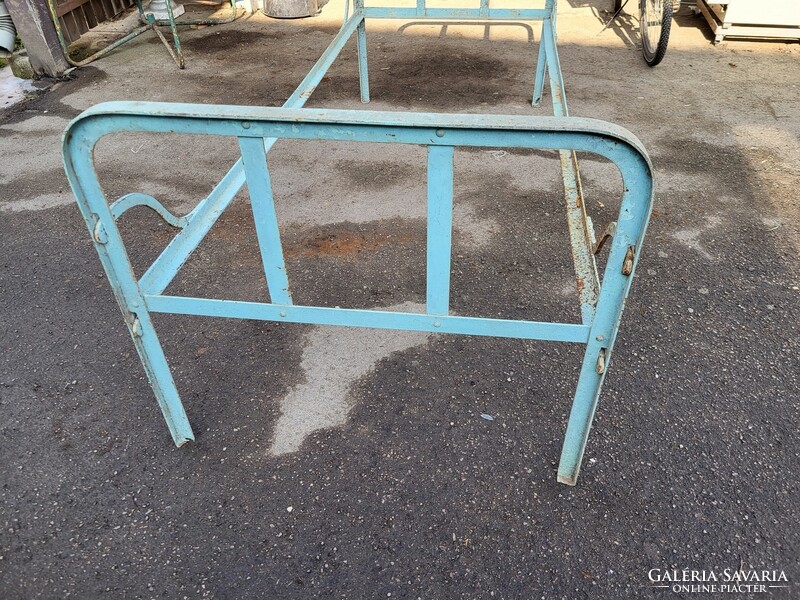 100-year-old wrought iron single bed frame