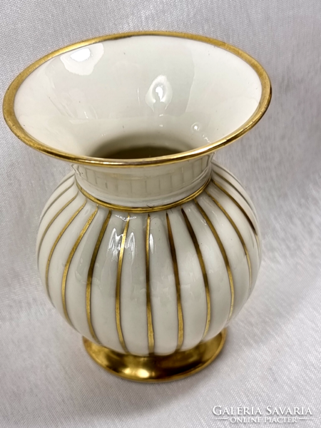 Gerold porzellan Bavarian German porcelain small vase, richly gilded decoration, mid 20th century