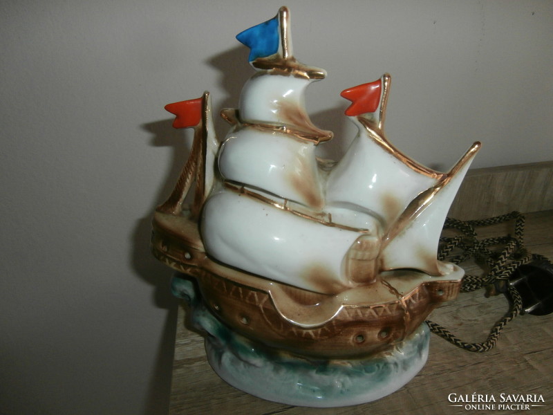 Porcelain boat mood lamp