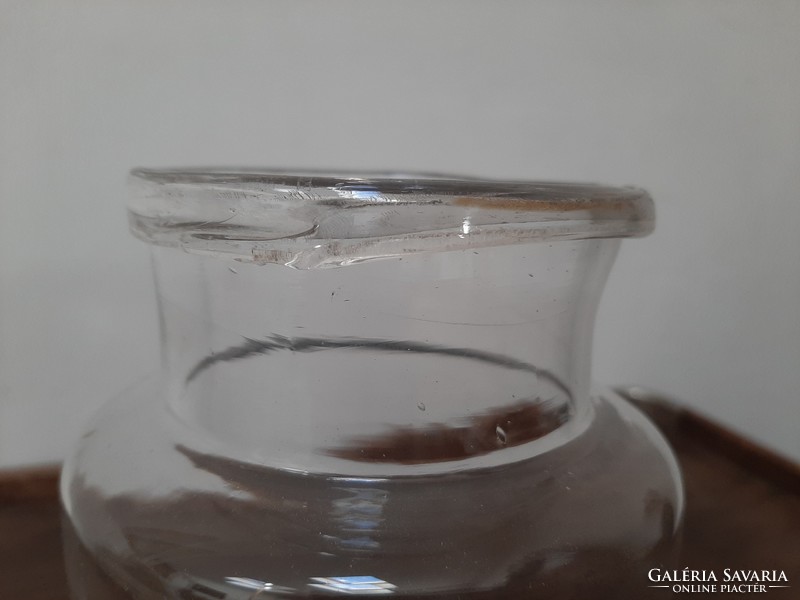 Preserved glass, cold glass?