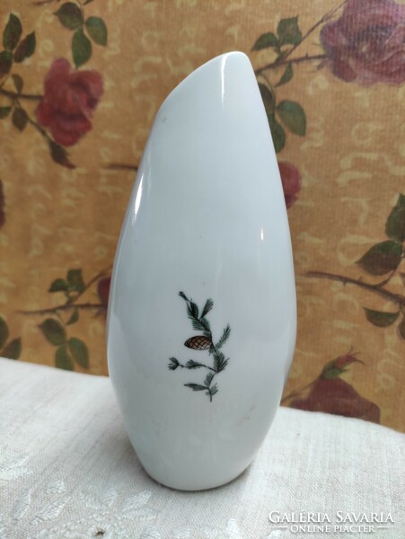 Aquincum  ferde szájú kissé hasas mégis kecses porcelán váza Hajdúszoboszló souvenir