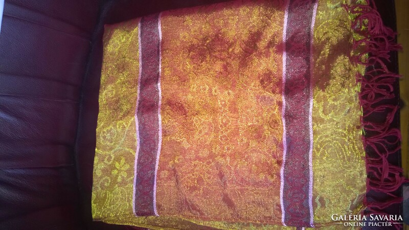 Indian stole-scarf, beautiful colors, flawless, beautiful condition