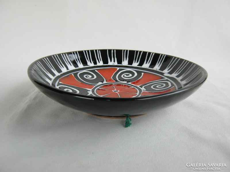 Signed retro craftsman in ceramic wall bowl