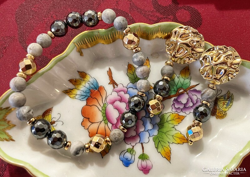 Hematite and jasper jewelry set - bracelet and earrings