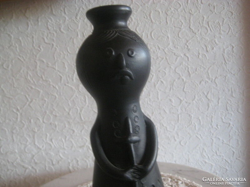 Black ceramic: monk, holding a cross, 21 cm, good condition