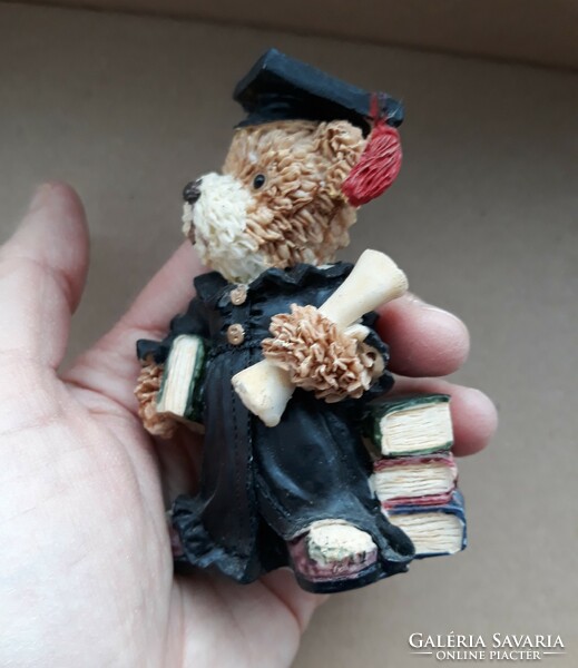 Scientist bear polyresin figurine