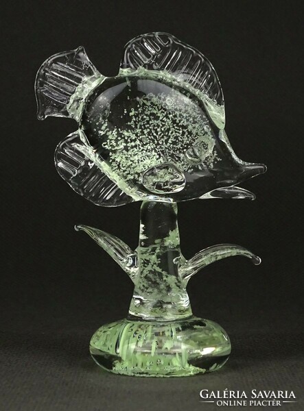 1M068 Muránoi foszforeszkáló művészi fújt üveg díszhal 8.5 cm
