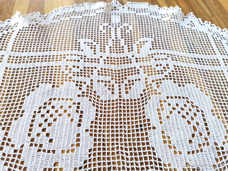 Antique hand-crocheted net fillet lace round tablecloth table centerpiece 80 cm diameter