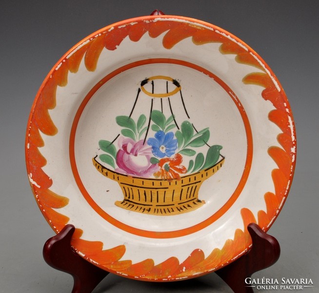 Wilhelmsburg decorative plate with flower basket, wall plate