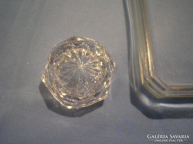N25 ​Art decó piperetartó vastagfalú üveg  21.5 X 9 cm es fürdőszobai + gyertyatartójával