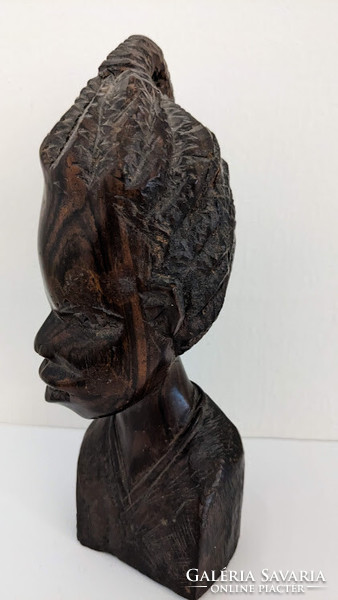 Carved head ebony statue from South Africa, height: 20 cm, maximum width 8 cm