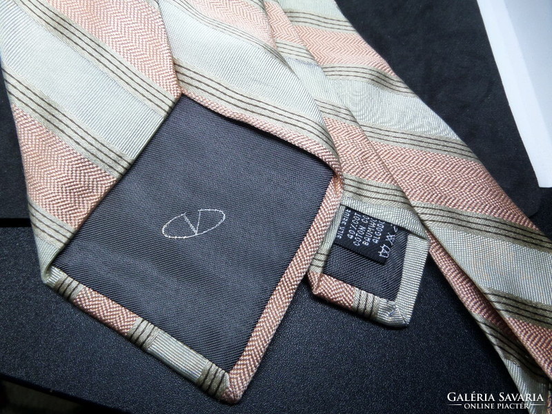 Valentino (original) vintage immaculate silk tie