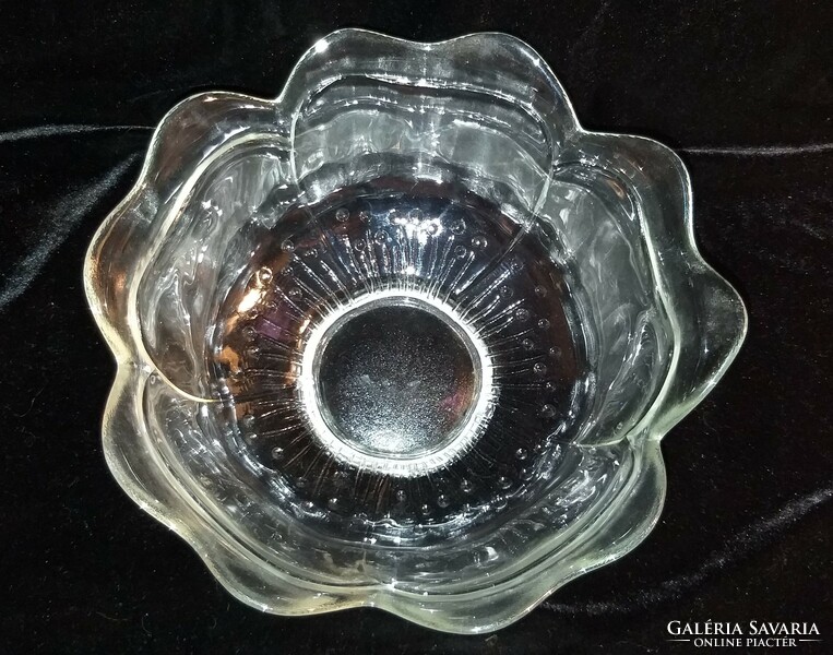 Glass serving bowl 23 cm in the shape of a flower