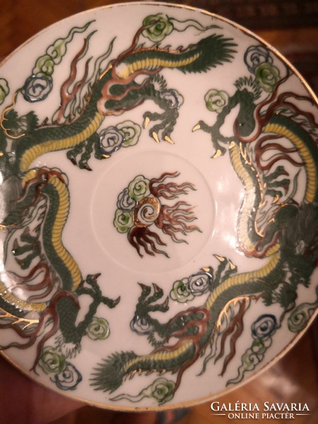 Keleti porcelán, sárkányos kistányér / csésze alj (kínai)
