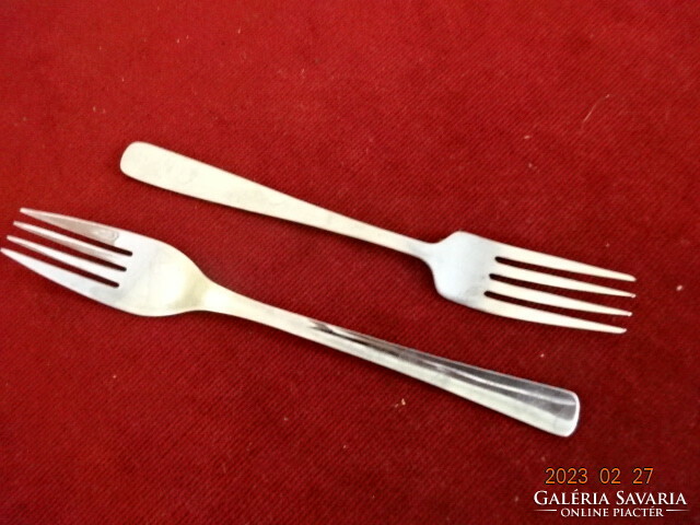 Chrome fork, two pieces, different brands. Jokai.