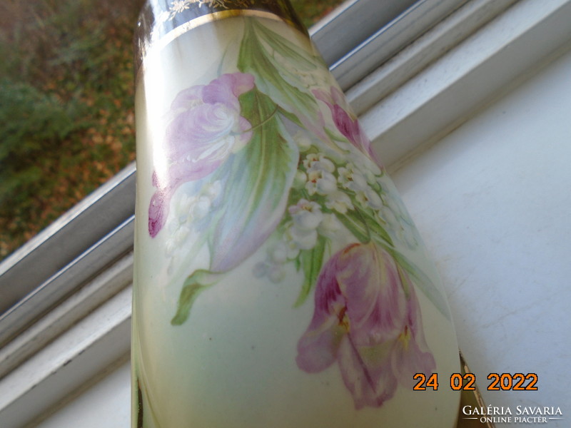 Hand-painted antique vase with tulip and lily-of-the-valley patterns, cobalt-gold flower garland