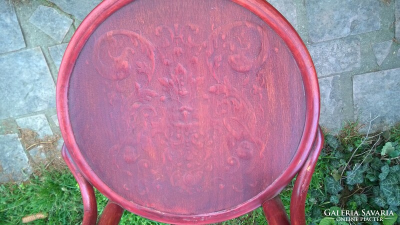 Eredeti thonet szék jelz. nyomott mintás-virágtartónak, dekorációs célra,kirakatba