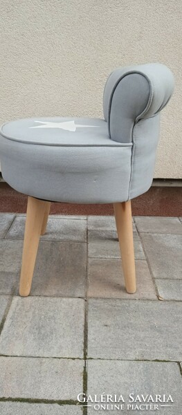 Small children's seat pouf chair. Negotiable.