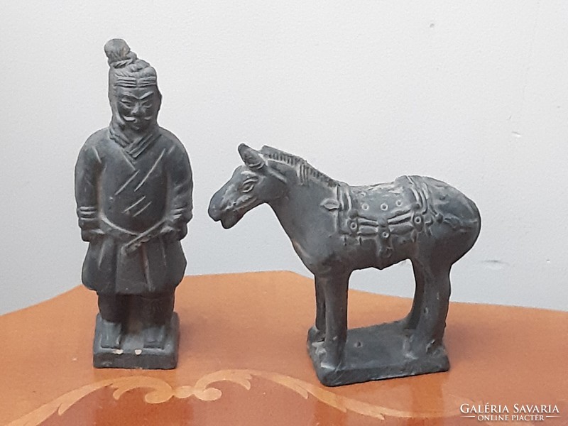Chinese clay soldier and horse replica from china gray terracotta statue