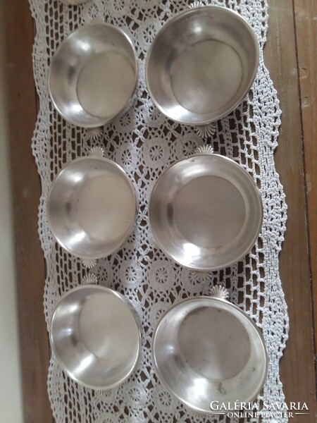 6 Silver-plated bowl.