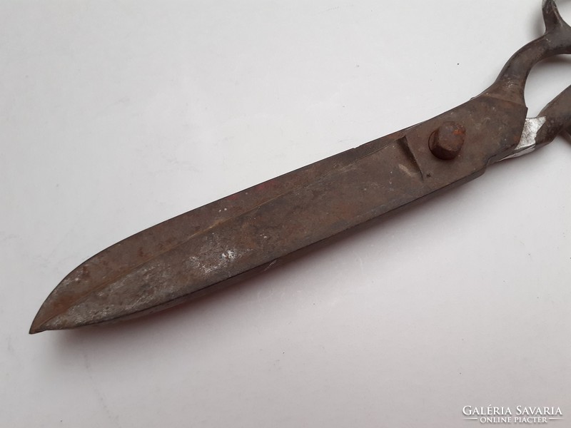 Old large iron scissors 28.5 Cm
